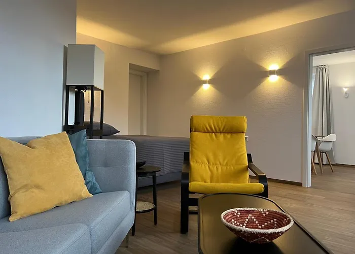 Fi-Eck Apartments